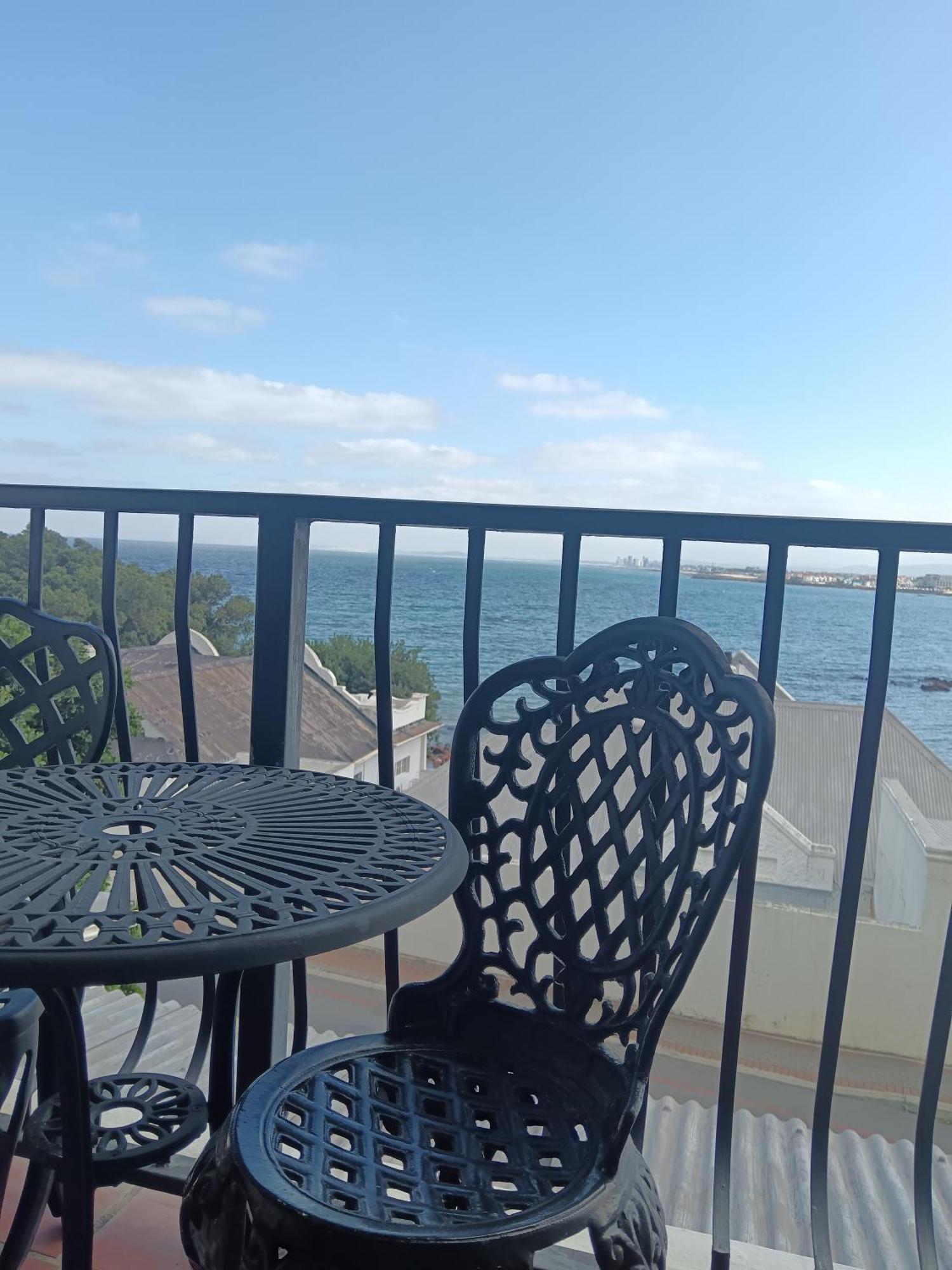 Berg en Zee Guesthouse Gordonsbaai Buitenkant foto