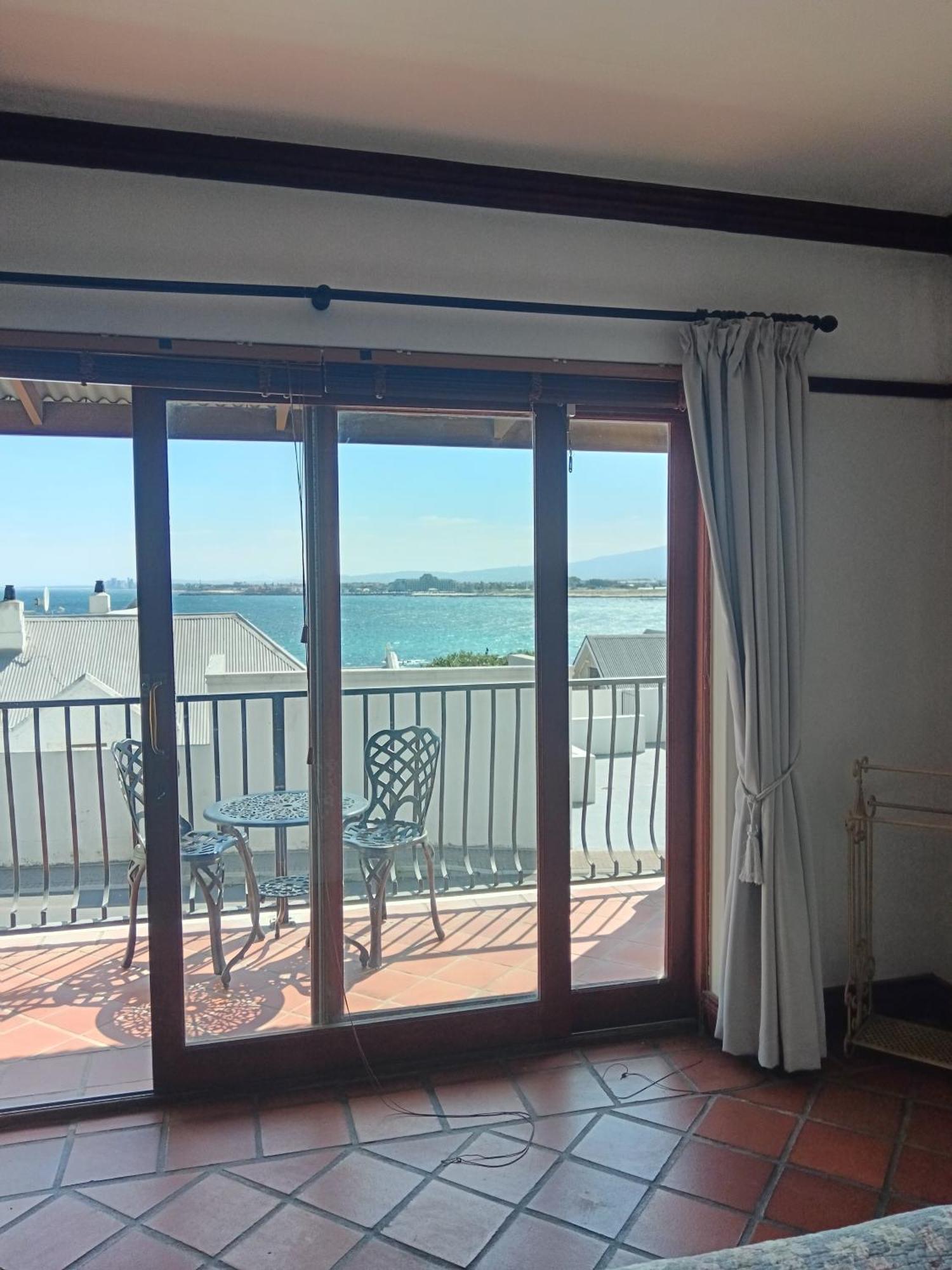 Berg en Zee Guesthouse Gordonsbaai Buitenkant foto